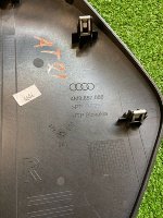 Audi / Q8 / Накладка на торпедо