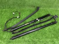 Volkswagen / Touareg / привод крышки багажника