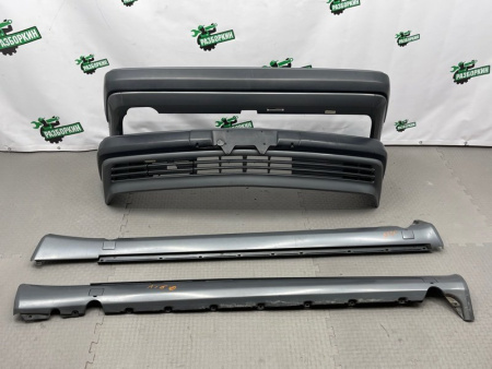 Mercedes-Benz / 300E / Бампер