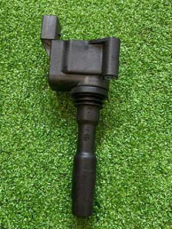 Volkswagen / Tiguan / Катушка зажигания