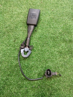 Audi / Q7 / Замок ремня безопасности