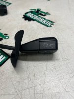 BMW / 5-Series / Подрулевой переключатель дворников