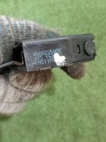 Audi / A6 / Замок капота