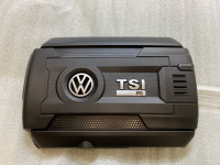Volkswagen / Golf / Декоративная крышка двигателя