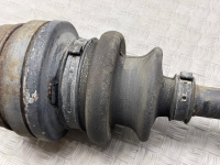 Mercedes-Benz / 190e / Приводной вал