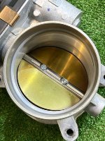 Chevrolet / Tahoe / Дроссельная заслонка