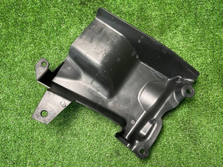 BMW / M6 / Кожух