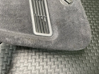 Audi / S5 / Обшивка багажника
