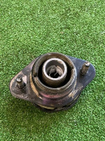 Chevrolet / Tahoe / Подушка рамы