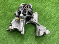 Audi / A7 / Кронштейн подрамника