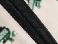 Audi / A6 / Уплотнитель стекла двери