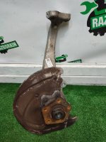 Audi / Q5 / Кулак поворотный