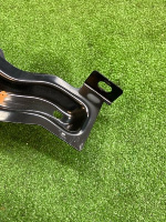 BMW / X5 / Поперечина