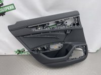 Audi / A6 / Обшивка двери