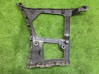 Audi / Q7 / Кронштейн бампера