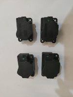 Volvo / XC60 / Моторчик заслонки печки