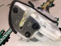 Mazda / 3 / Замок двери