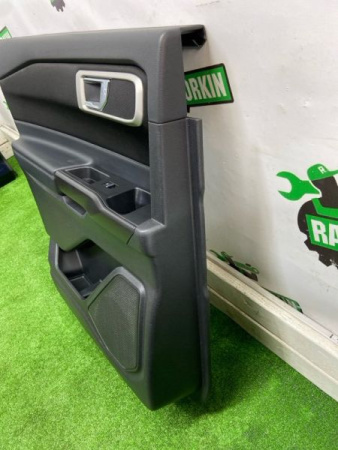 Ford / EXPLORER / Обшивка двери