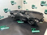 Audi / A5 / Фара