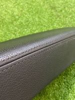 Porsche / Cayenne / Подлокотник