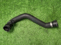 BMW / ALPINA B10 / Патрубок радиатора