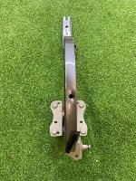 BMW / 7-Series / Петля багажника