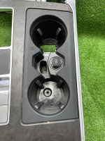 Audi / A7 / Накладка центральной консоли