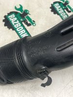 Volkswagen / Touareg / Патрубок воздушного фильтра Volkswagen / Touareg / Патрубок воздушного фильтра
