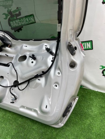 Porsche / Cayenne / Крышка багажника
