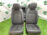 Audi / A6 / Комплект сидений