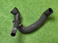 Audi / A7 / Патрубок радиатора