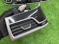 BMW / 7-Series / Декоративная накладка торпедо