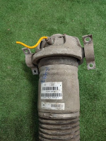 Audi / Q7 / Пневмостойка