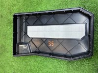 Porsche / Cayenne / Крышка короба аккумулятора