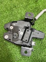 BMW / X5 / Замок багажника