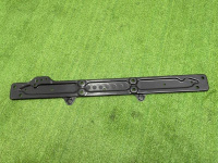 Audi / A6 / Траверса