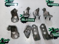 Ford / EXPLORER / Петля двери