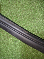 BMW / X3 / Уплотнитель двери