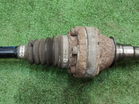 Volkswagen / Touareg / Приводной вал Volkswagen / Touareg / Приводной вал