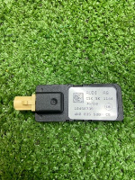 Audi / Q8 / Антенна