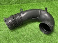 Volkswagen / Touareg / Патрубок воздушного фильтра