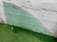 Audi / A5 / Стекло двери