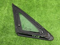 Audi / A4 / Стекло заднего крыла