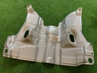 Audi / A6 / теплозащитный экран