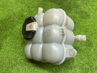 Audi / Q8 / Бачок расширительный