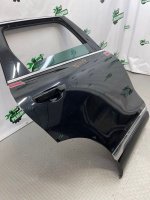 Volkswagen / Touareg / Дверь боковая