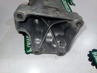 Mercedes-Benz / GLC 250d 4-matic / Кронштейн двигателя