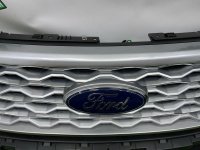 Ford / EXPLORER / Решетка радиатора