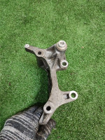 Volkswagen / Touareg / Кронштейн генератора