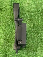 Audi / A6 / Клемма аккумулятора